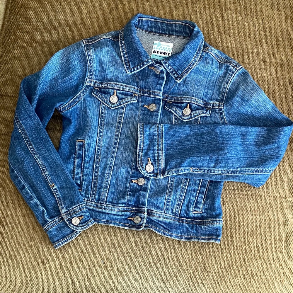 Old Navy Girls Denim Jean Jacket in Medium Indigo S/513584-01 S(6-7)
